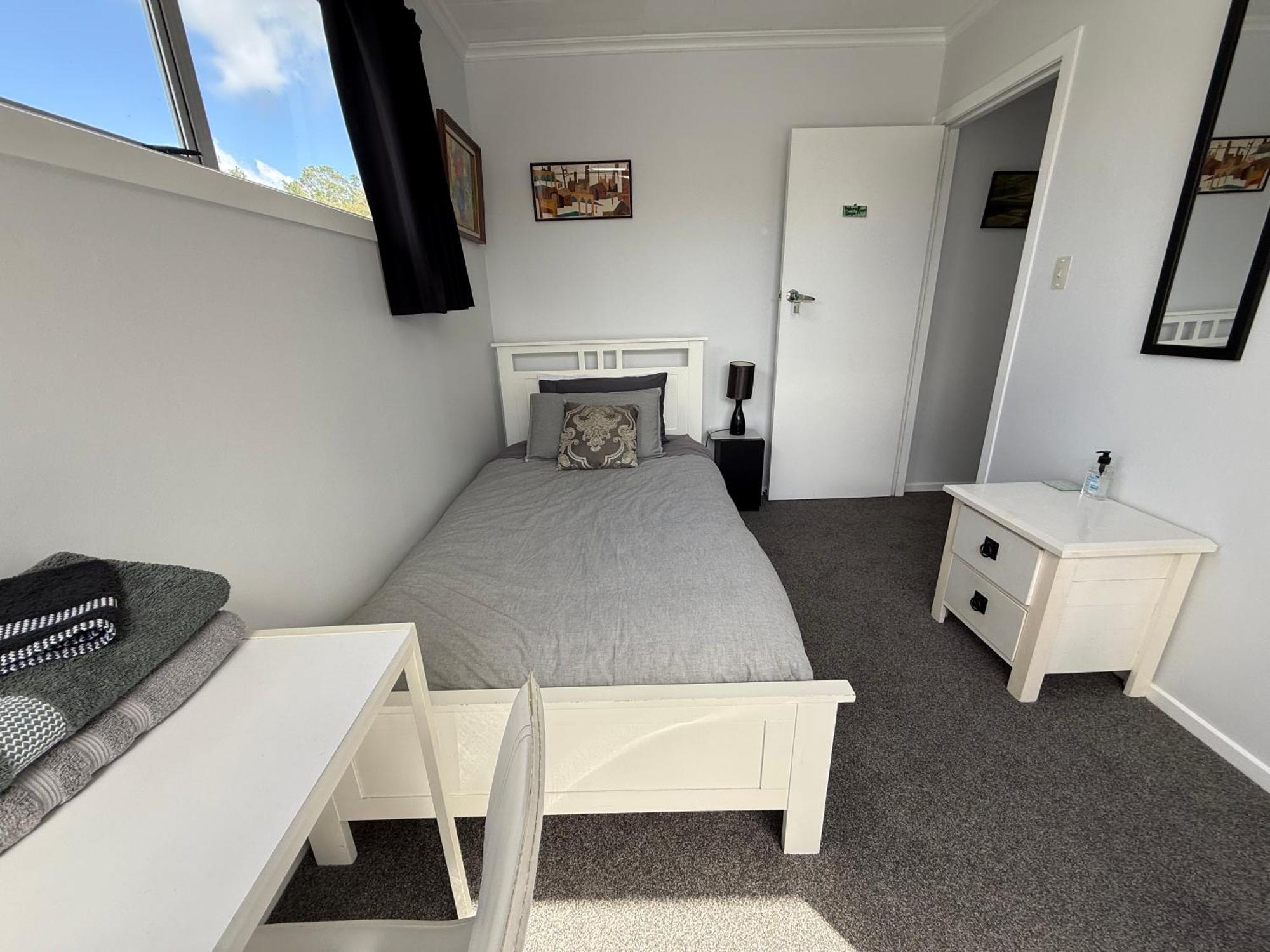 Inglewood Shared Home Bnb New Plymouth Exterior photo